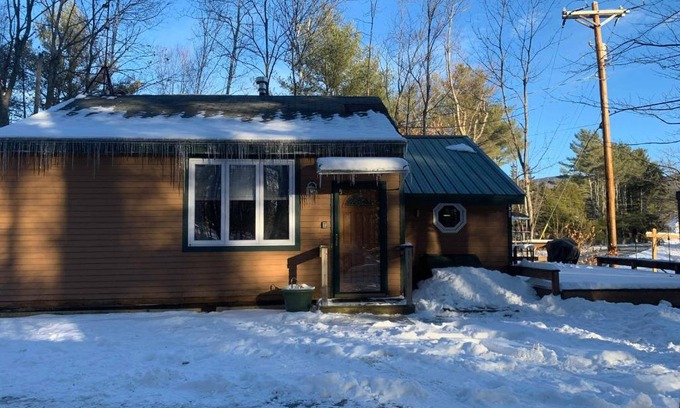 Goshen Cabin | Brook Road Cabin