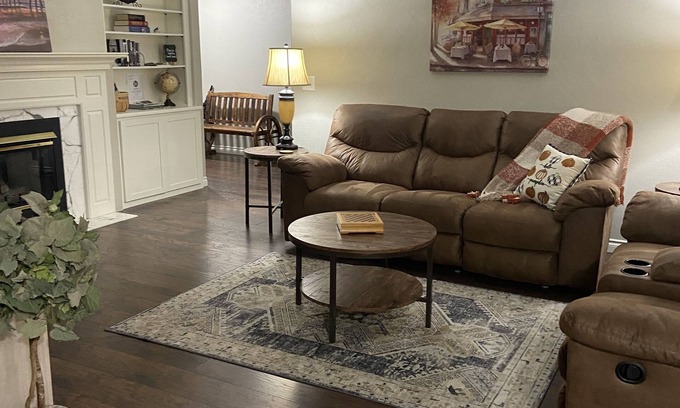 Medford House | Brookdale Meadows sleeps 6