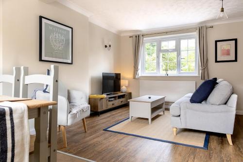 Woodhouse Eaves House | Broombriggs Cottage