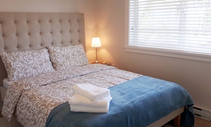 Sooke House | Broomhill Getaway Suite