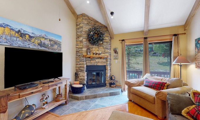 Purgatory Condo | Brown Bear Lodge #322 | Condo in Durango with resort amenities