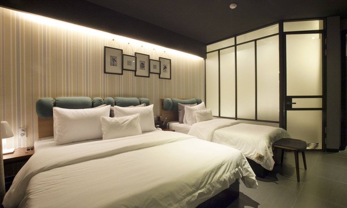 Gimhae Hotel | Brown Dot Hotel