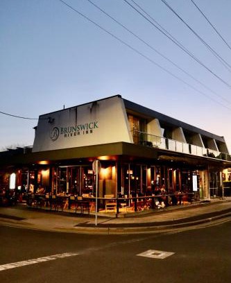 Brunswick Heads Hotel | Brunswick River Inn