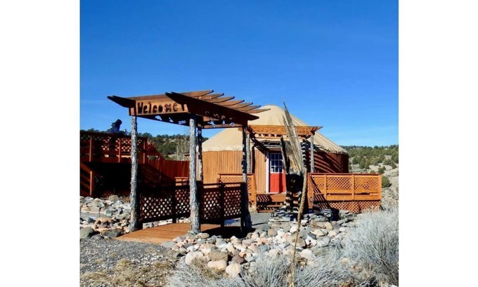 Panguitch Cabin | Bryce Canyon Deluxe Private Yurt