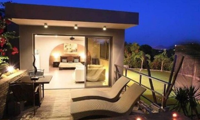 Plum Bay House | Bungalow Avec Jacuzzi Avec vue sur Lagon