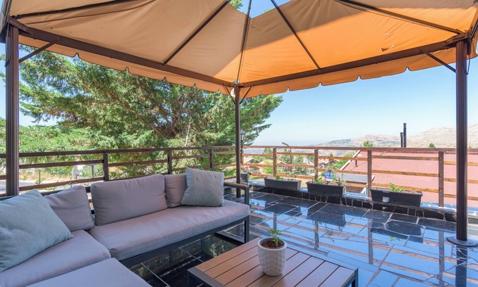 Kfardebian Apartment | Bubble Faraya With Terrasse Next To Ski-Slopes