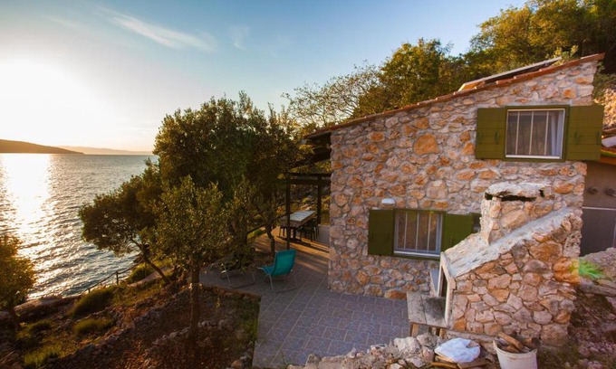 Cres House | BUC-Vila Nada