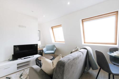 Ipswich Apartment | Budget 1 Bed Top Floor Apartment in Ipswich