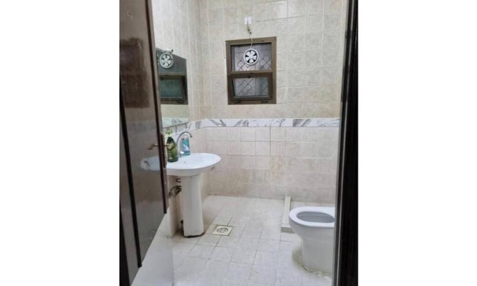 Al Ain Apartment | Budget Double Room 2