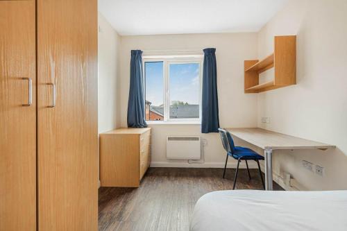 Nottingham House | Budget-Friendly Ensuite Rooms, Shared Kitchen