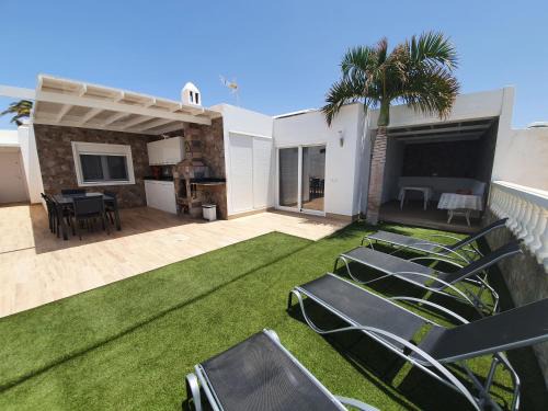 Puerto del Carmen Villa | Bungalow Aries