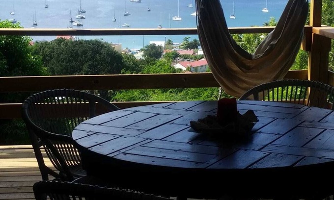 Deshaies Cottage | Bungalow Bois Avec vue Panoramique sur la Baie de Deshaies