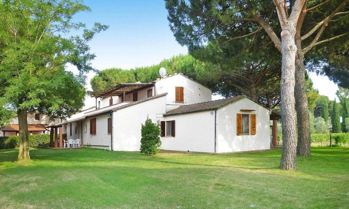 Marina di Grosseto Apartment | Bungalow by Marina di Grosseto Beach