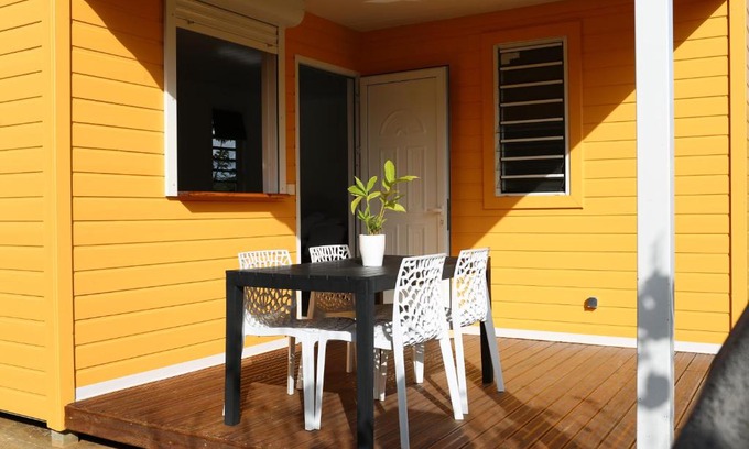 Baie-Mahault Cabin | Bungalow Harmony