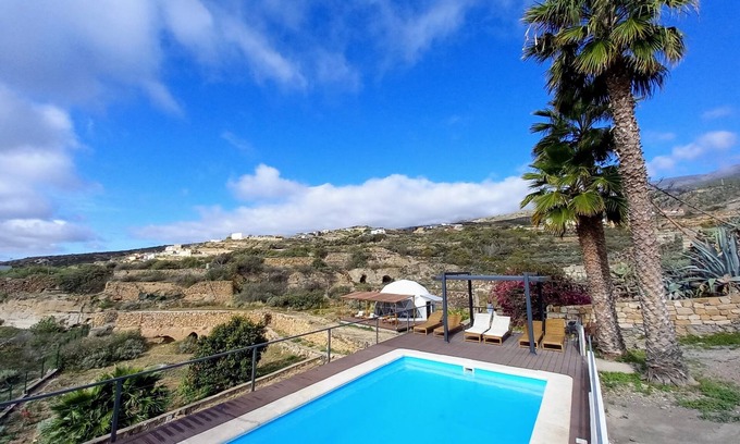 Guimar House | Bungalow with Pool in Rural Farm