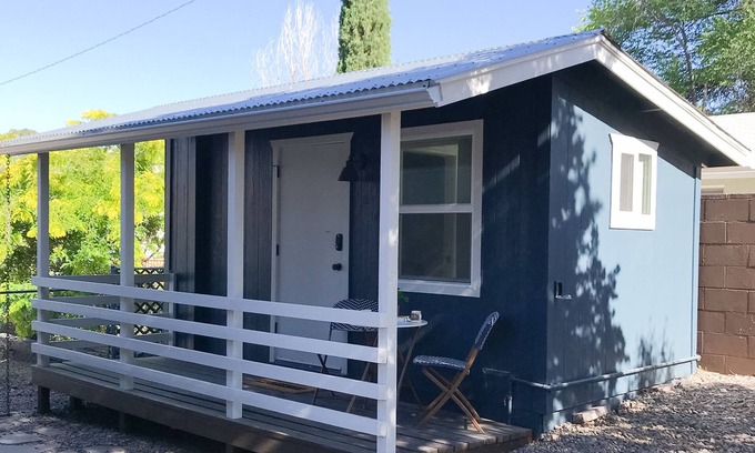 Prescott House | Bunkhouse studio bungalow near downtown, cruisers available to explore the town.