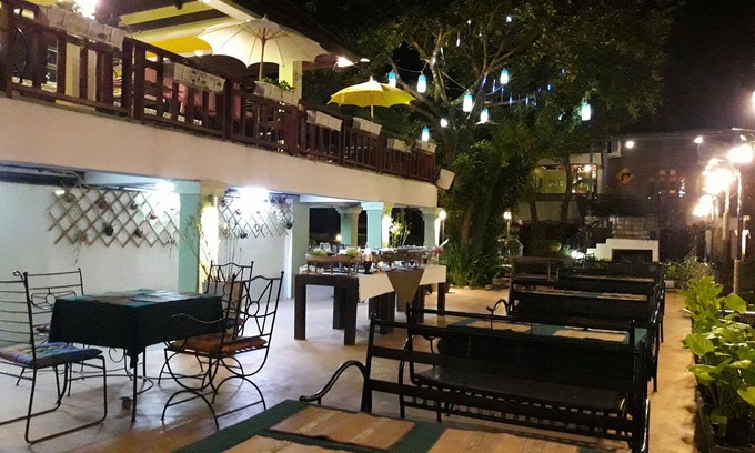 Mae Hi Hotel | Bura Lumpai