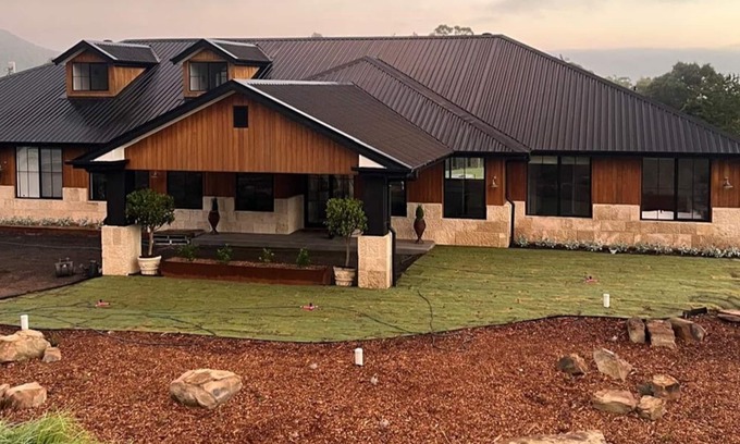 Beaumont House | Burrugin Lodge - Kangaroo Valley