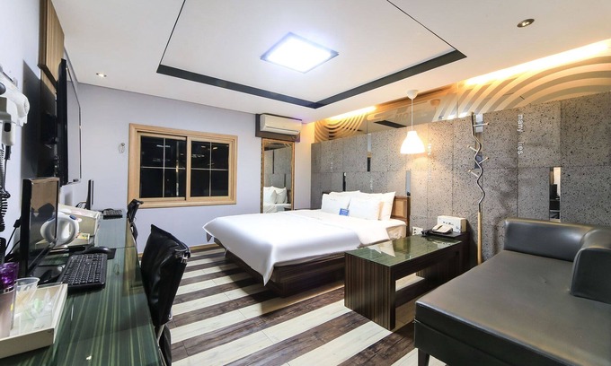 Saha Hotel | Busan Goejeong GT