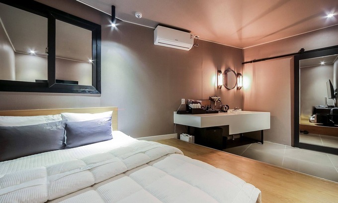 Saha Hotel | Busan Janglim to Heart