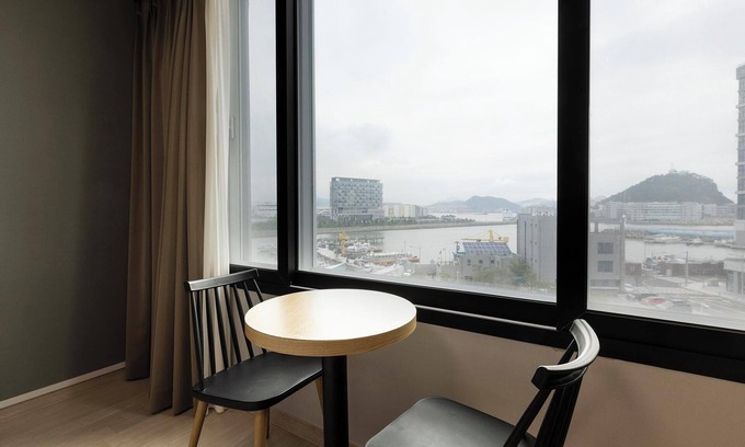 Yeongdo Hotel | Busan Yeongdo Beach