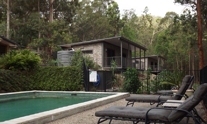 Boyland Villa | Bushland serenity couples escape