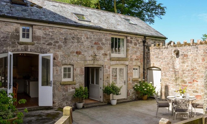 Ivybridge House | Butterbrook Coach House