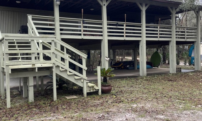 Old Town House | Butterfly Crossing peaceful getaway on the historic Suwannee. Fish, Boat, Relax