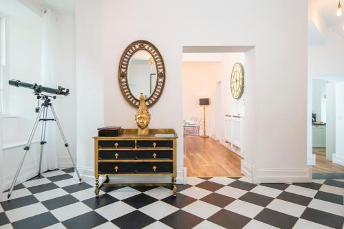 St Ishmaels House | Butterhill Grange