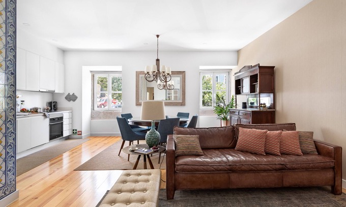 Socorro Apartment | By the Castle | STYLISH AND SPACIOUS