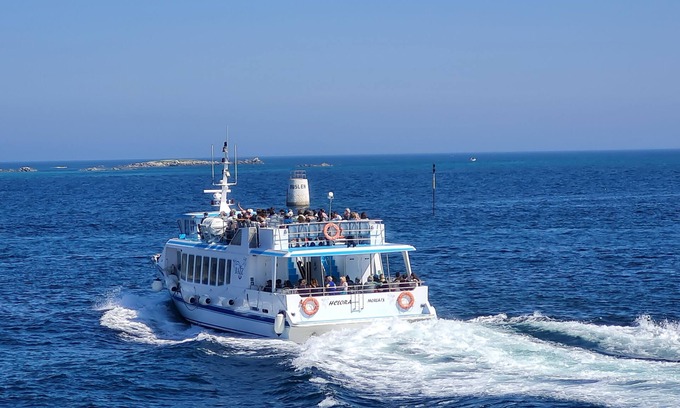 Roscoff Apartment | By the sae, one-bedroom apartment in Roscoff