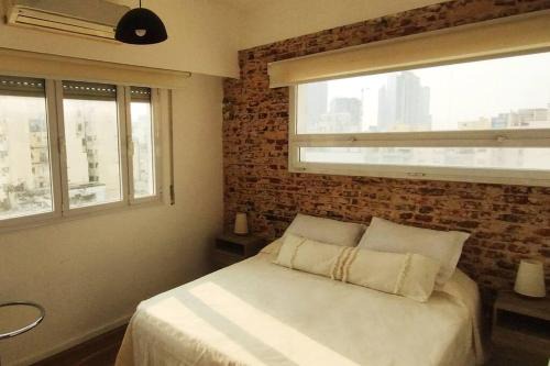 Buenos Aires Central Business District Apartment | Cálido y funcional apartamento en San Telmo