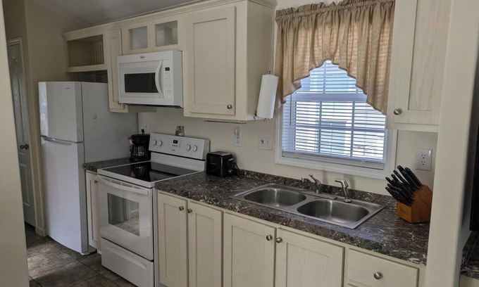 Sherrills Ford Cabin | C-7 Cozy cabin on Lake Norman