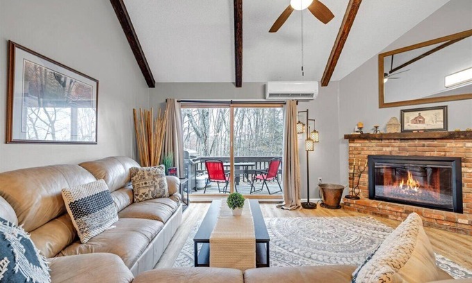 Village at Camelback House | C52-CAMELBACK MOUNTAIN SKI IN-SKI OUT SLOPE 3BR/2.5 bath