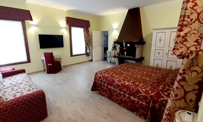 Castello Apartment | Ca' Corazzeri Apartment 1