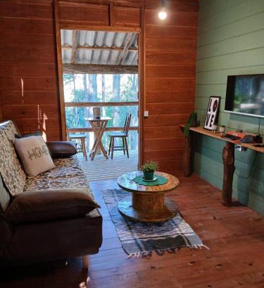 Tijucas House | Cabana Beija Flor, a nest in nature