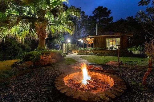 Moura Brasil House | Cabana com jacuzzi em meio a Mata Atlântica