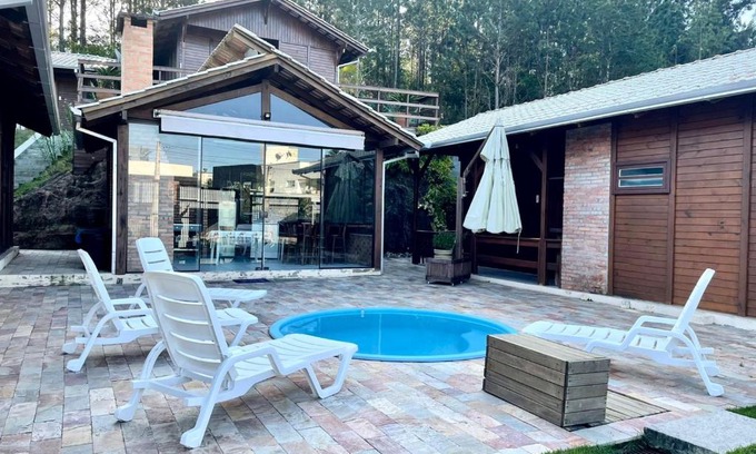 Porto Belo House | Cabana com piscina - 5 min a pé da praia - Porto Belo