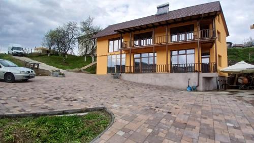 Ramnicu Valcea Cabin | Cabana Ene Strada Poienari nr 13 A