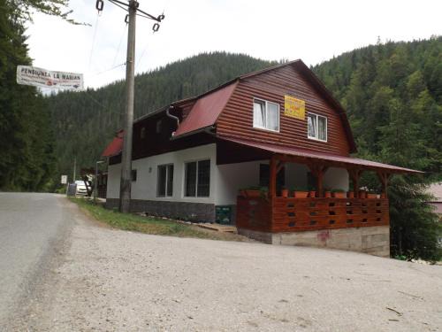 Garda de Sus Cabin | Cabana La Marian