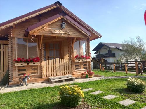 Bran Ski Chalet | Cabanuta Casuta din Povesti