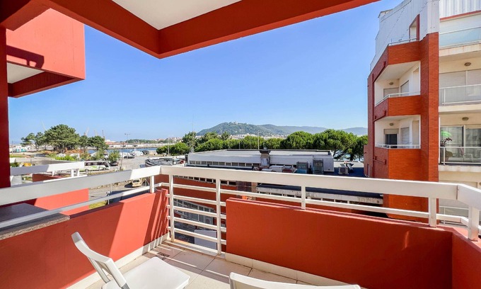 Viana do Castelo Apartment | Cabedelo's Beach Condo