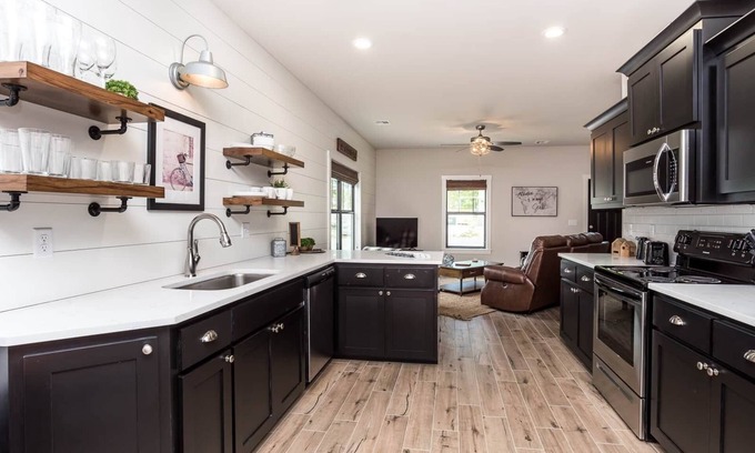 Bella Vista Cabin | Cabin 16 @ Trails Edge