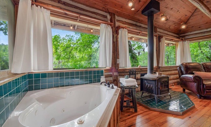 Eureka Springs Cabin | CABIN 2 LAKE LUCERNE - lake view w/corner tub, wood stove, 3 mi. to dwtn Eureka