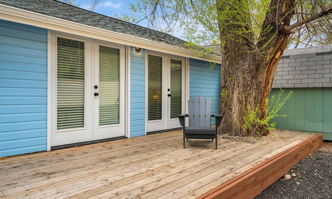 Poudre Park Cabin | Cabin 5- Blue Lake Suite