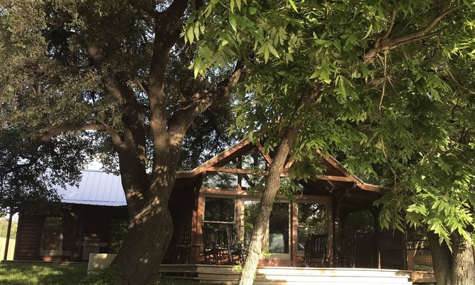 Mertzon Cabin | Cabin On The Creek -Crystal Clear Spring Creek Irion County Texas. Near San Ange