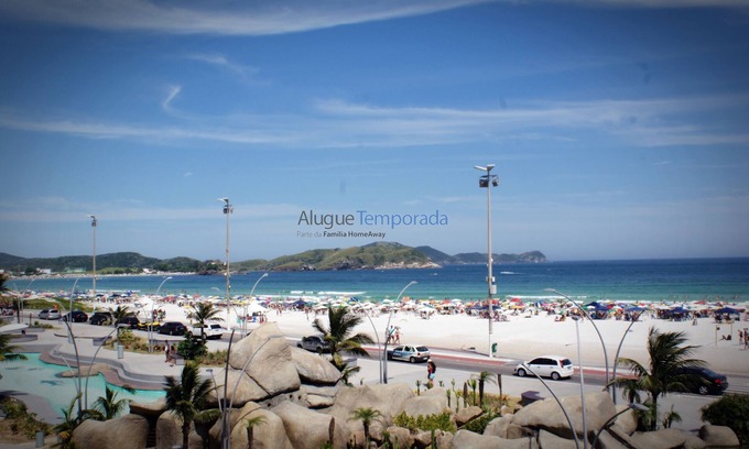 Vila Nova Apartment | Cabo Frio season apartment facing Praia do Forte