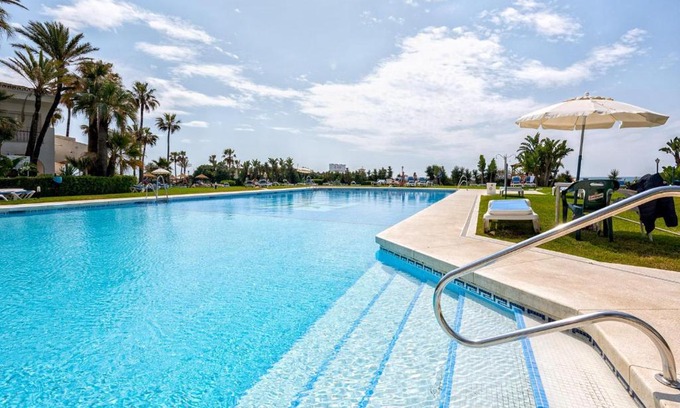Cabopino Apartment | Cabopino Marina Apartment by Rafleys