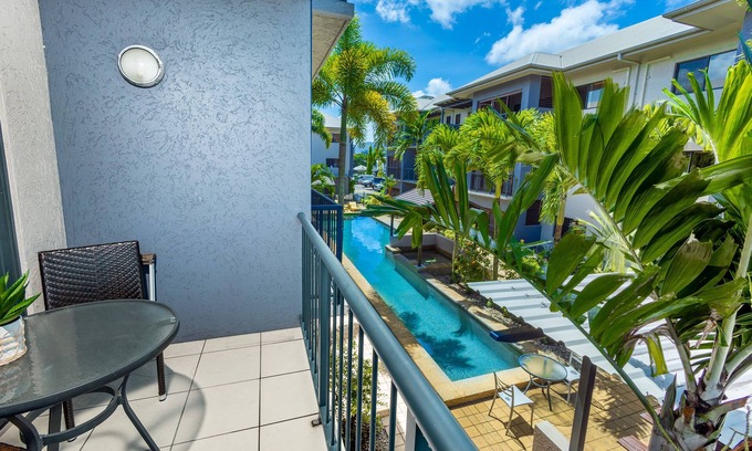 Cairns Apartment | Cairns City Oasis King Bed Studio; Pool & BBQ