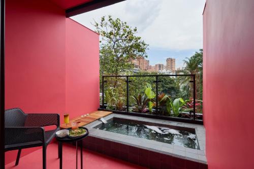 Zona Rosa Hotel | Calle Flora Hotel by Jalo
